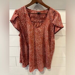 Torrid Women's Rust Polka Dot Top- size 2